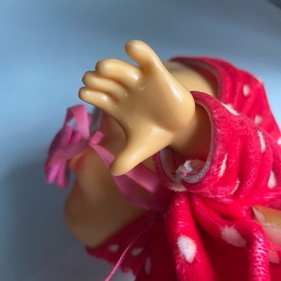 Cry Babies Tutti Frutti Ella the Strawberry Doll - Picture 10 of 14